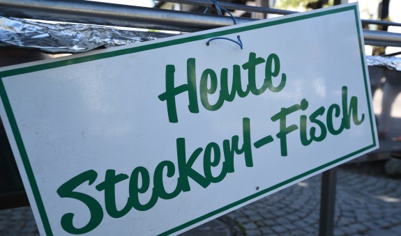 weinbauer_steckerlfisch_bw_1