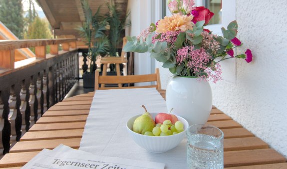 Aussenansicht Balkon, &copy; im-web.de/ Ferienwohnungen Tegernsee