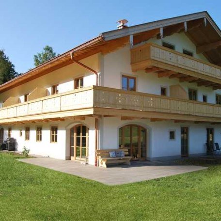 Hausansicht, © im-web.de/ Gäste-Information Schliersee in der vitalwelt schliersee